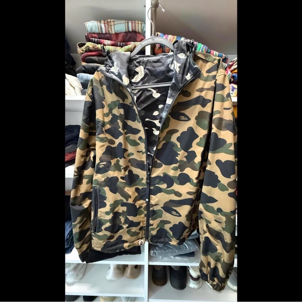 Men’s bape A Bathing Ape reversible green/ black /grey camo rain jacket